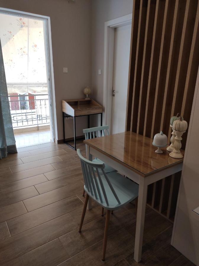 Central Apartment 2 Kalamáta Kültér fotó