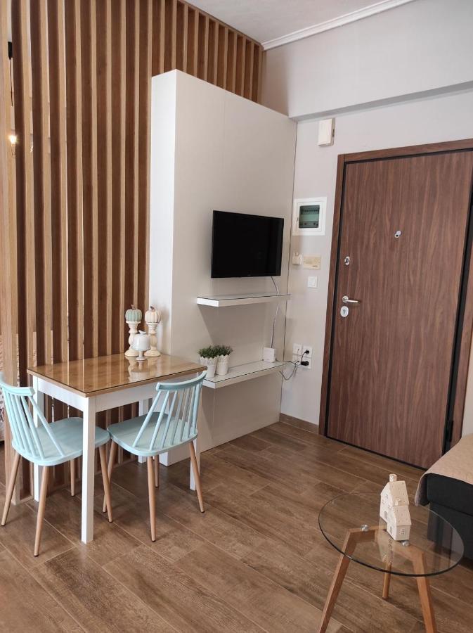Central Apartment 2 Kalamáta Kültér fotó
